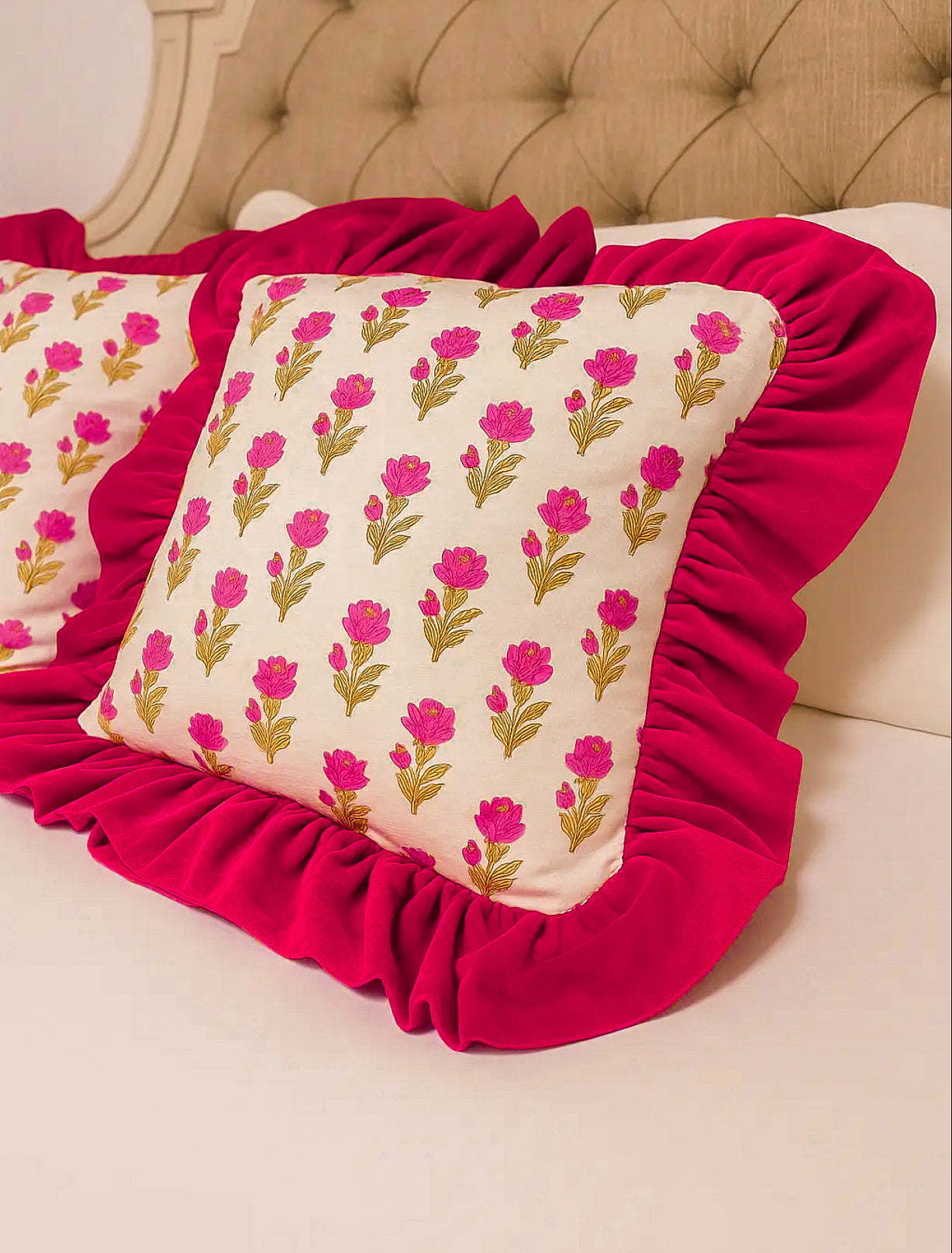 Magnolia Velvet 18" Throw Pillow