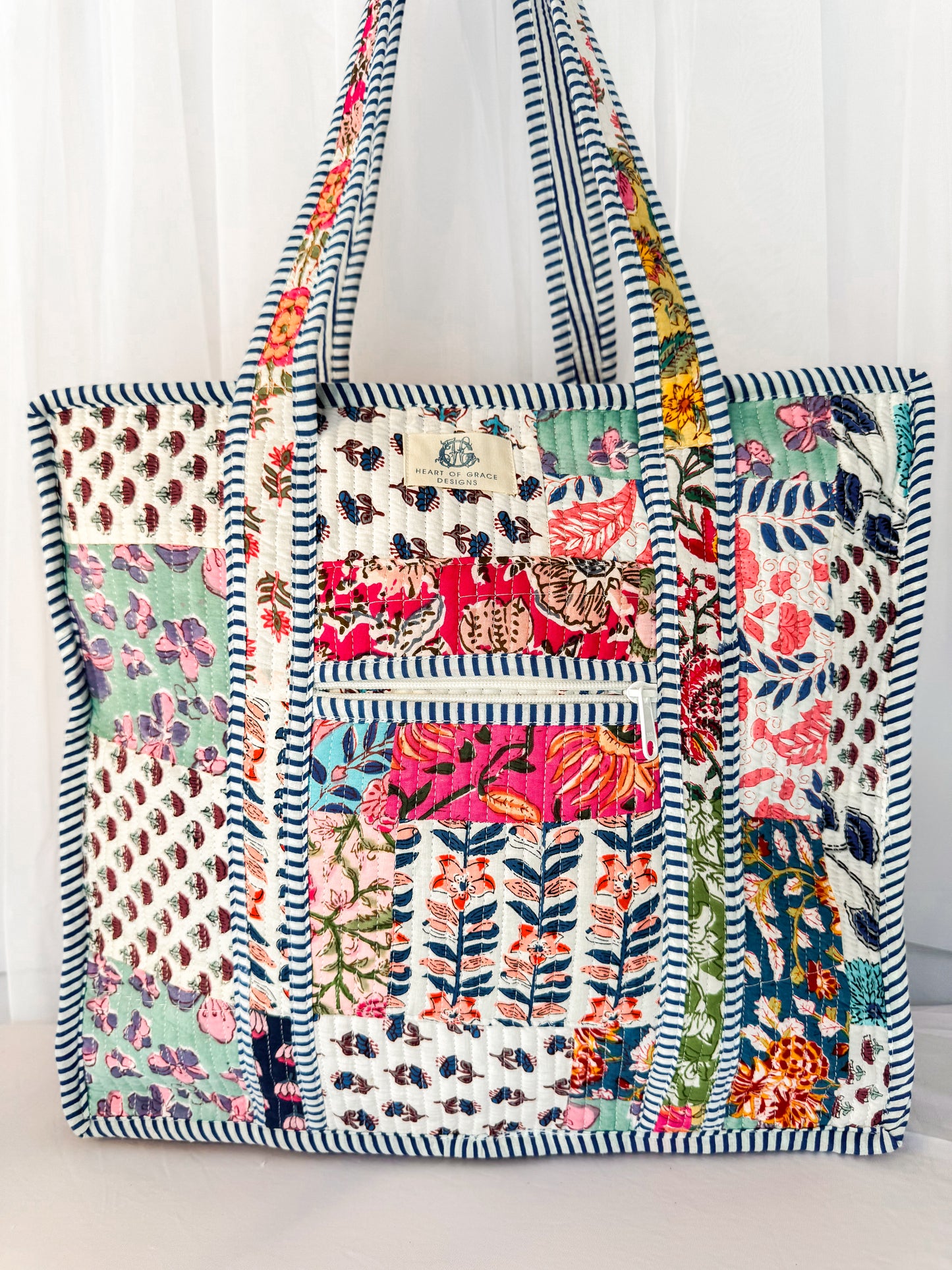 Wildflower Patch Large Quilted Zipper Tote