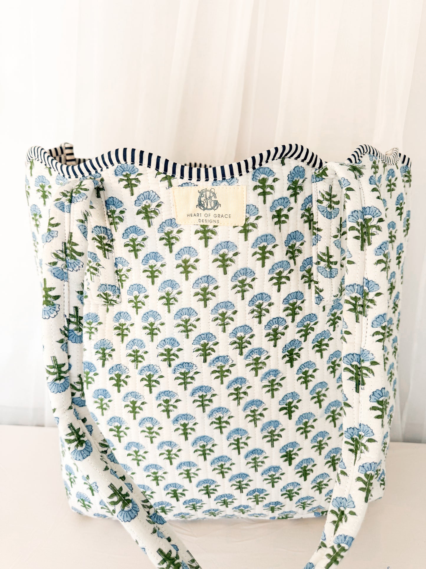 Carolina | Scalloped Bucket Tote