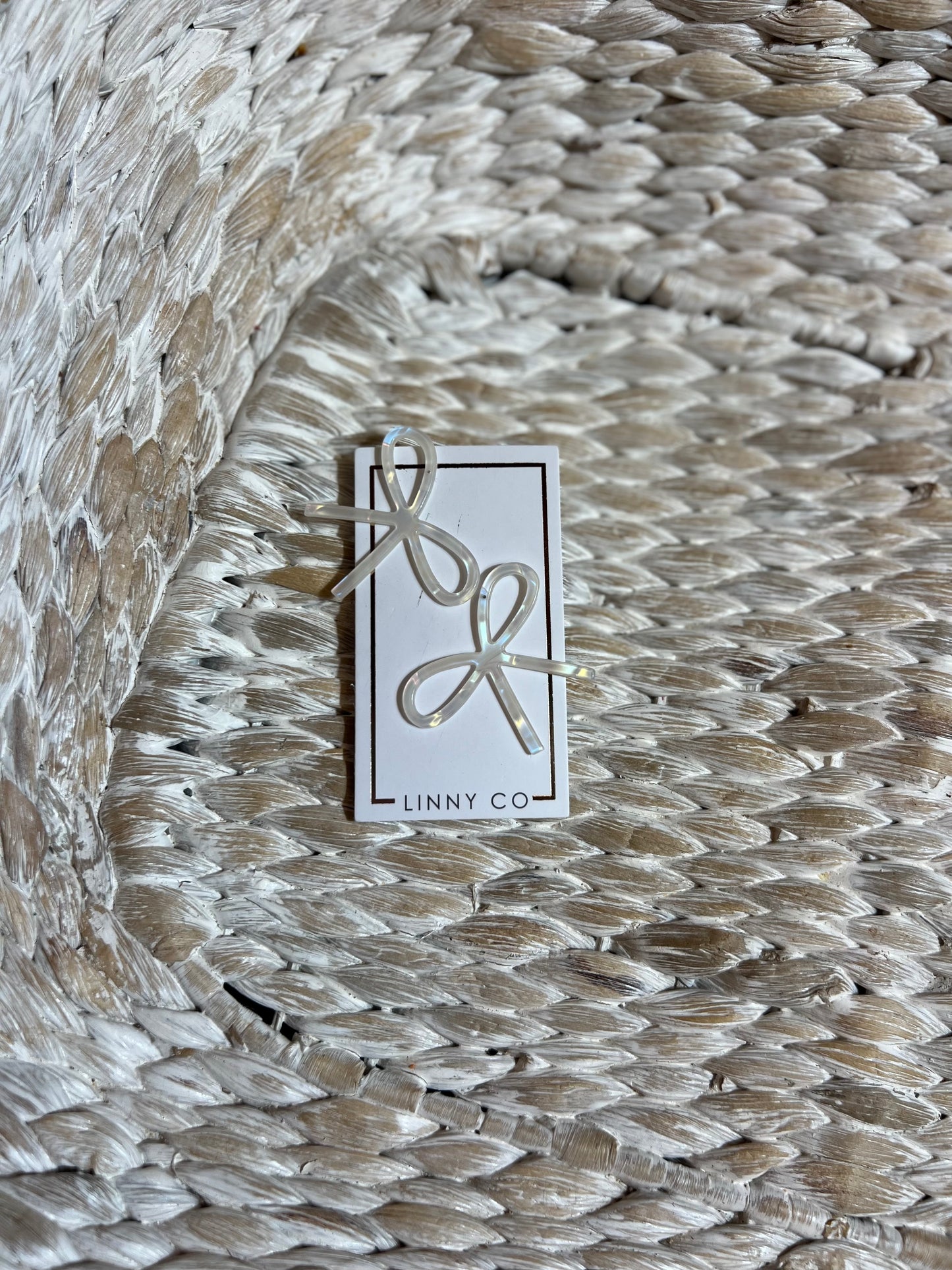 Creme Bow Earrings