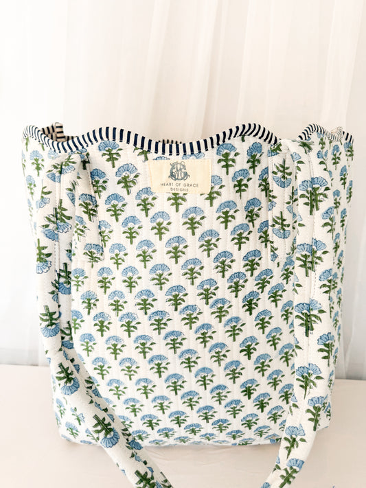 Carolina | Scalloped Bucket Tote