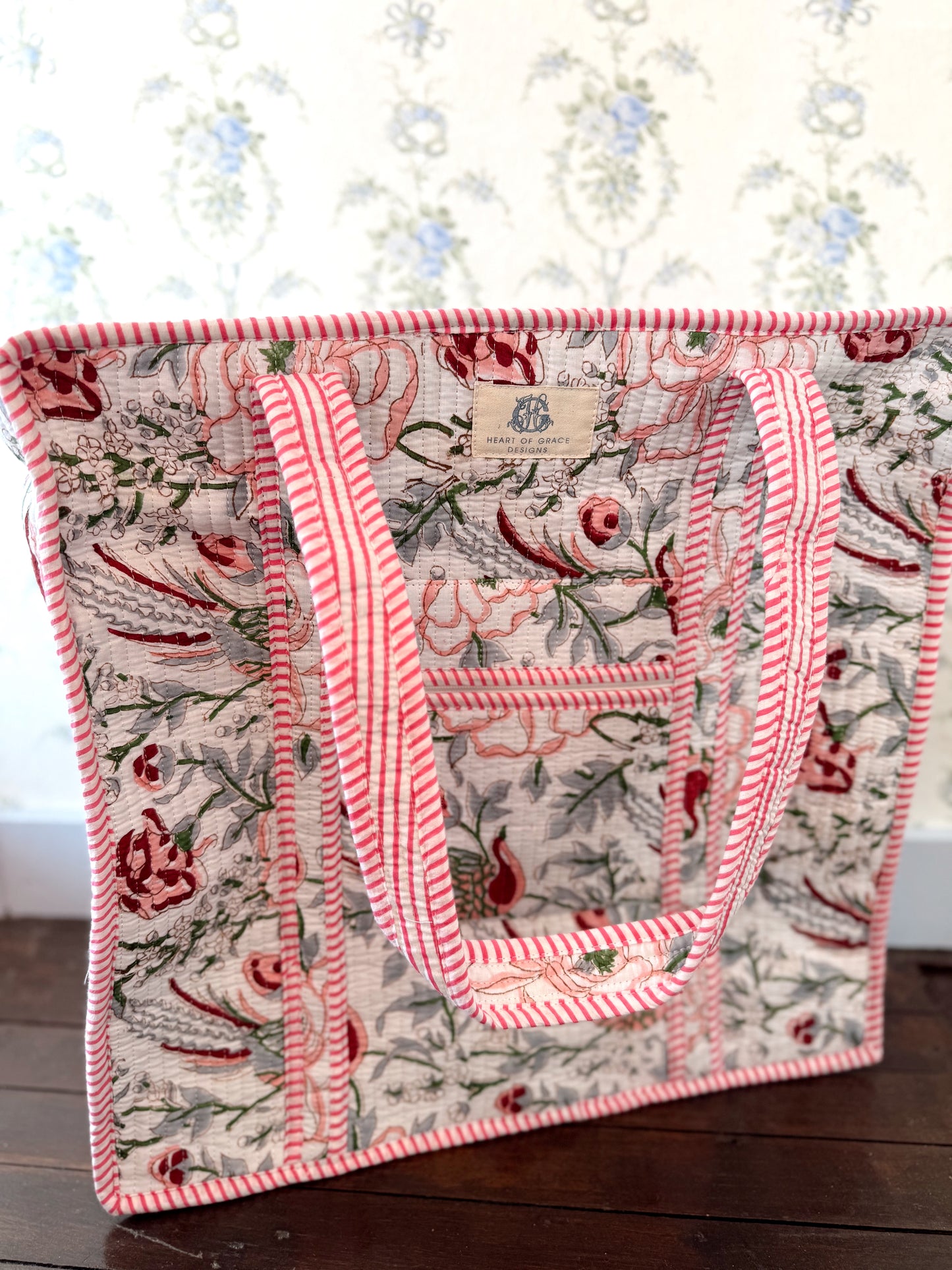 Garden Blooms Large Zipper Tote